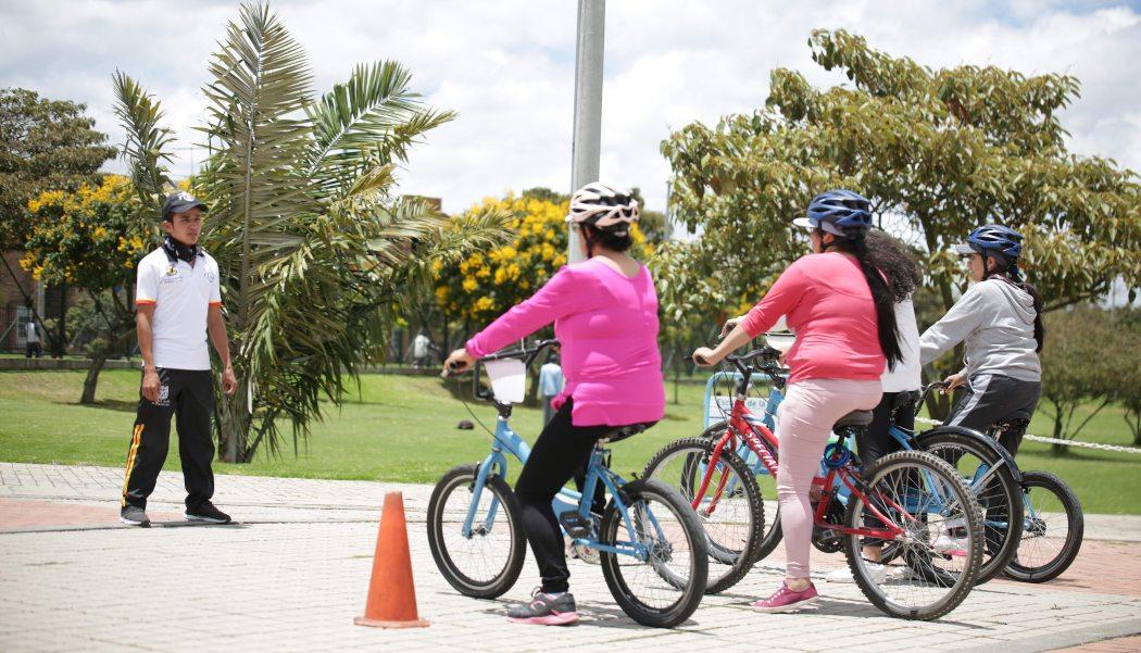 Foro virtual de la Escuela de la Bicicleta con el IDRD 