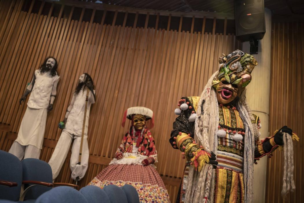 Festival Iberoamericano de Teatro de Bogotá presenta: Bosque sobre el bosque 