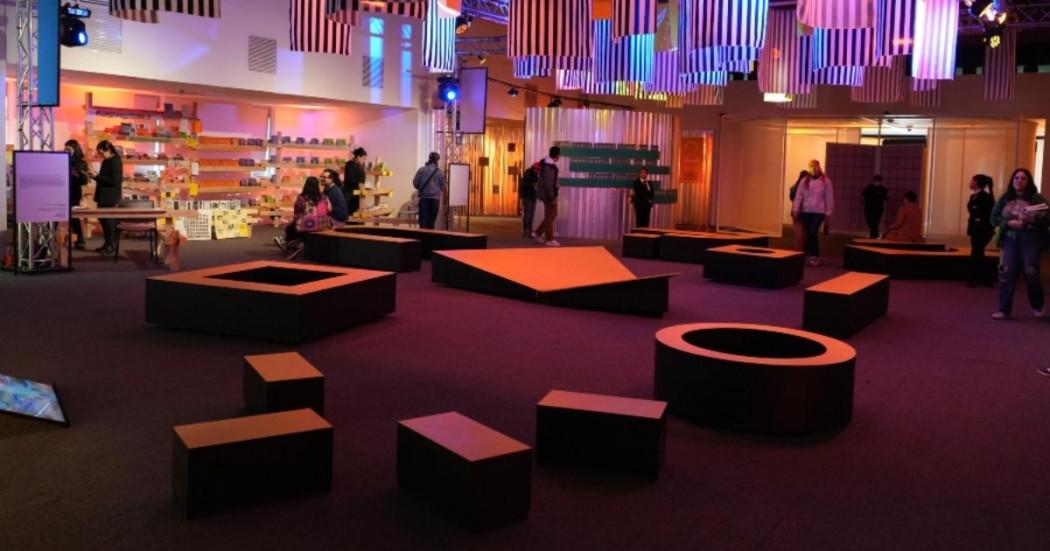 Planes en Bogotá asiste a charla La lengua y la identidad FILBo 2025