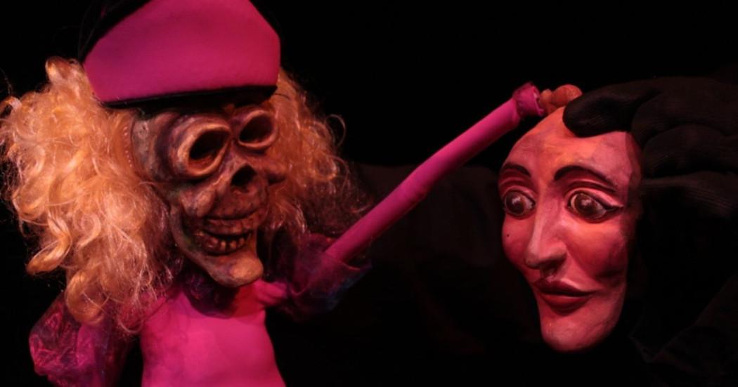 Planes Bogotá obra familiar Ácidas Ficciones en Teatro al Parque