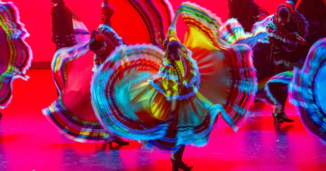 Planes en Bogotá asiste al show de danza internacional en Teatro Cafam