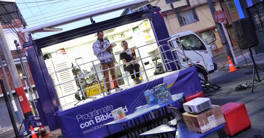 planes-gratis-en-bogota-cumpleanos-biblomovil-14-septiembre