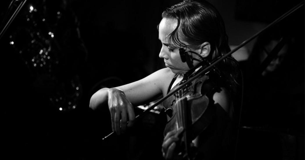 Imagen de fotografía violinista Margot