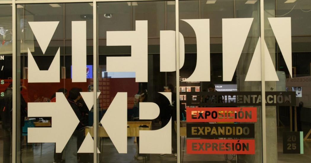 Imagen de Media EXP en letras