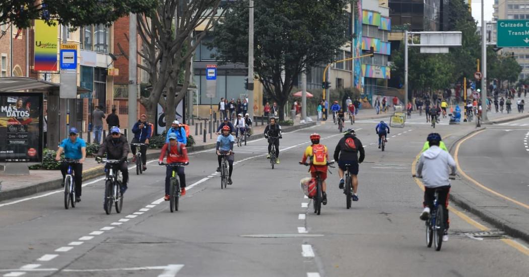 biciusuarios de la ciclovía de Bogotá
