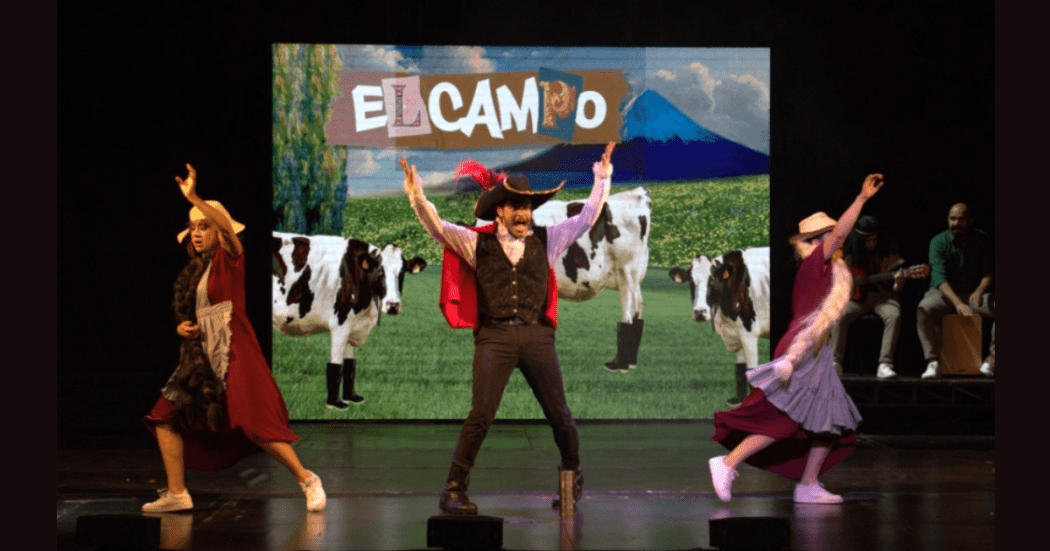 Imagen de los personajes de la obra en plena función.