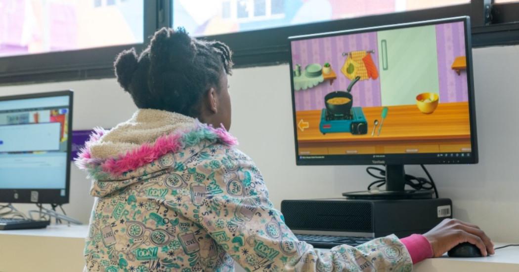 Imagen de Usuaria de la Biblioteca Pública El Mirador