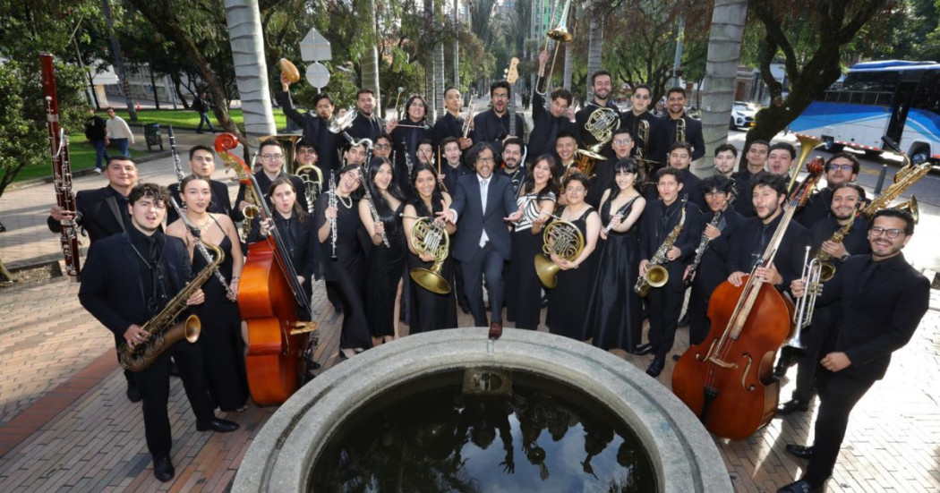 Imagen de Banda Filarmónica Juvenil al aire libre