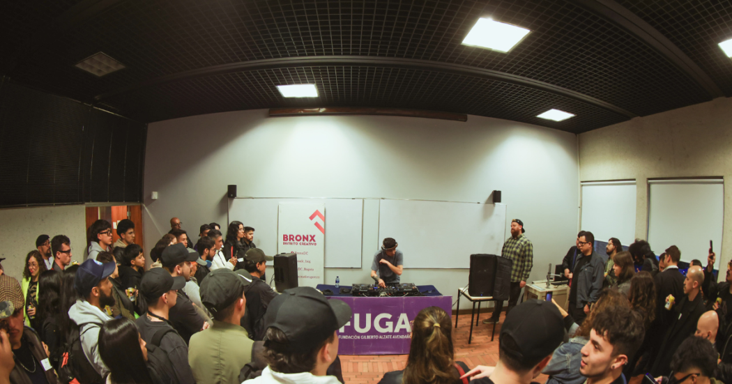 Imagen de grupo de personas en Monumentum LAB 2025.