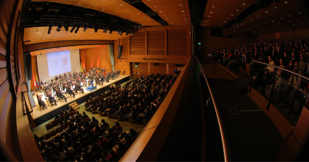 Orquesta Filarmónica de Bogotá en el Auditorio Mario Laserna (Universidad de los Andes)