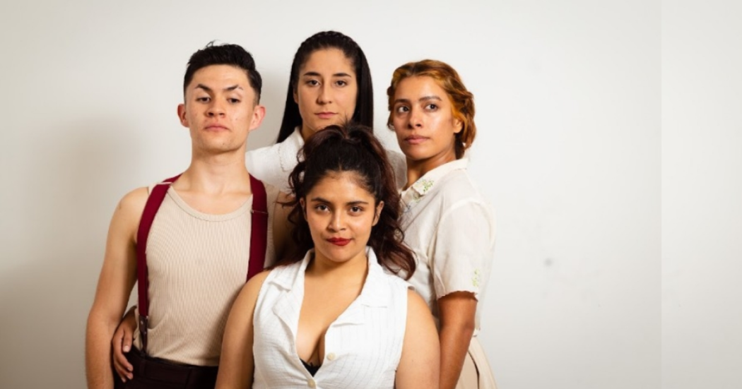 Iamgen de tres mujeres y un hombre participantes de la ópera.