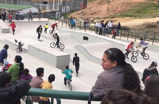 Administración distrital entrega pista de skate en la localidad de Ciudad Bolívar
