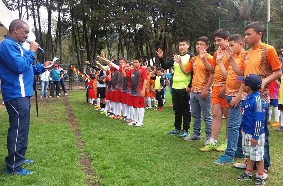 Inauguración Copa de Fútbol 5 2015 - Foto: Alcaldía Local de Chapinero