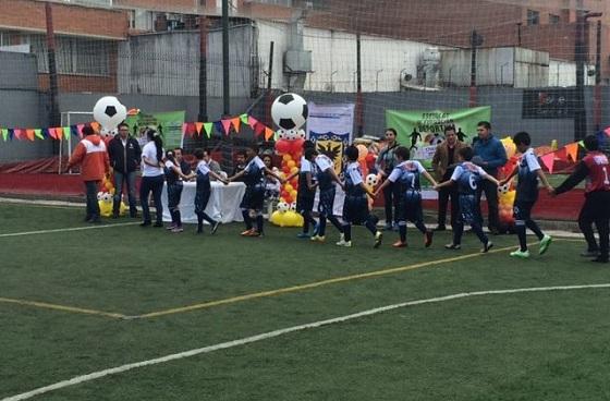 Entregaron $55 millones en premios a los deportistas de la Copa de Fútbol 5 “Equipo de mi Barrio” de Chapinero