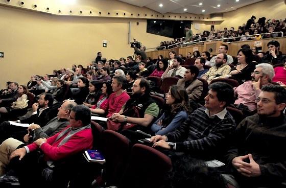Auditorio con personas-Foto: servicio.uca.es