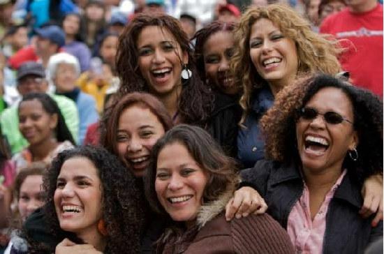 Mujeres en Bogotá - Foto: Prensa Alta Consejería TIC