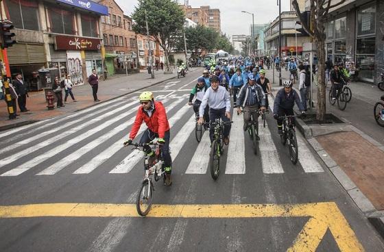 Recorrido en bicicleta - Foto: Prensa Alcaldía Mayor de Bogotá / Camilo Monsalve