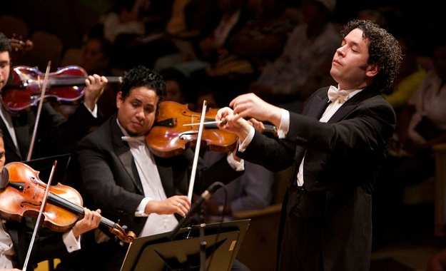 El Teatro Mayor Julio Mario Santo Domingo presenta la Orquesta Simón Bolívar de Venezuela