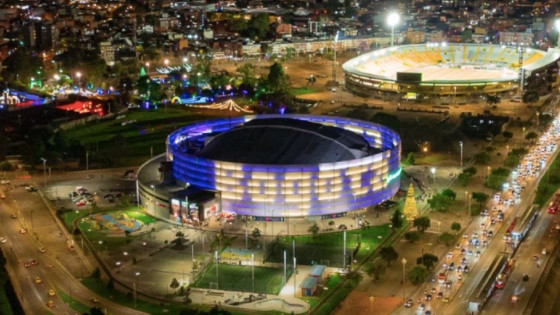 Foto aérea que muestra el Movistar Arena y al estadio El Campín en Bogotá.