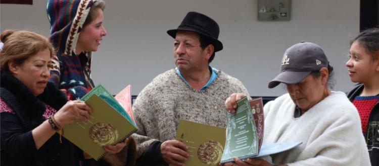 Personas reunidas