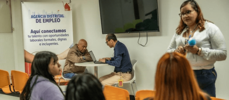 Personas reunidas Foto: Secretaría de Desarrollo Económico