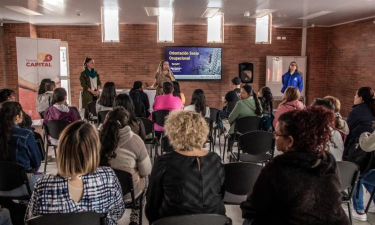 84 mil mujeres encontraron trabajo en Bogotá en tercer trimestre 2024