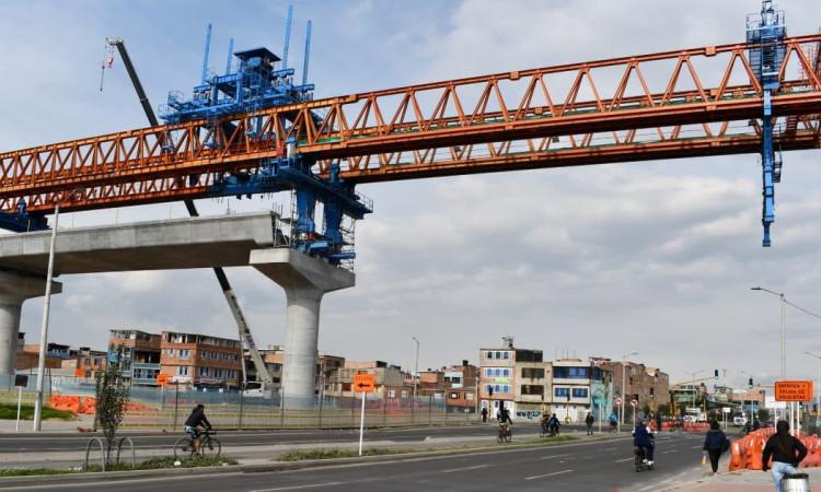 Obras Metro Bogotá cierre avenida Guayacanes con avenida Villavicencio 