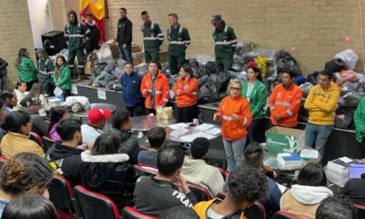 Capacitación de nuevos trabajadores de Aguas de Bogotá 