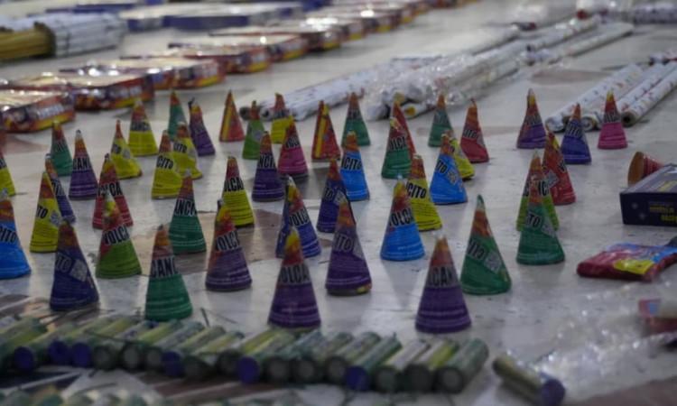 Foto de incautación de pólvora en Bogotá.