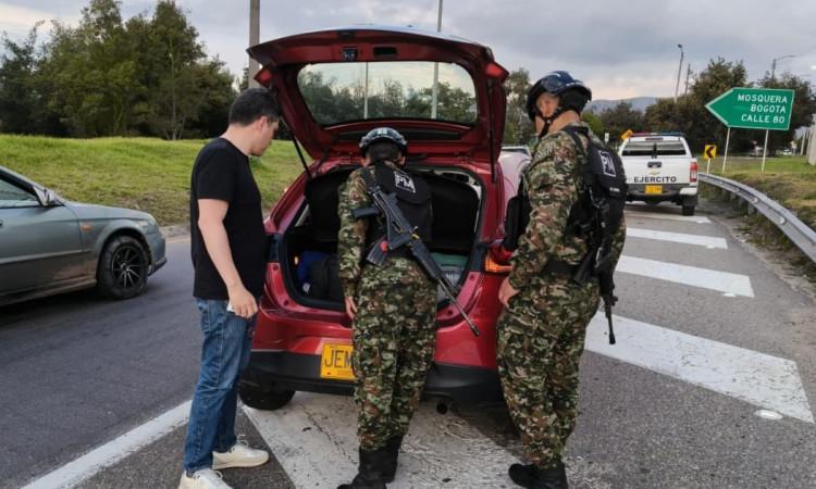 Brigada 13 suspende permisos de armas en Bogotá y Cundinamarca 2026