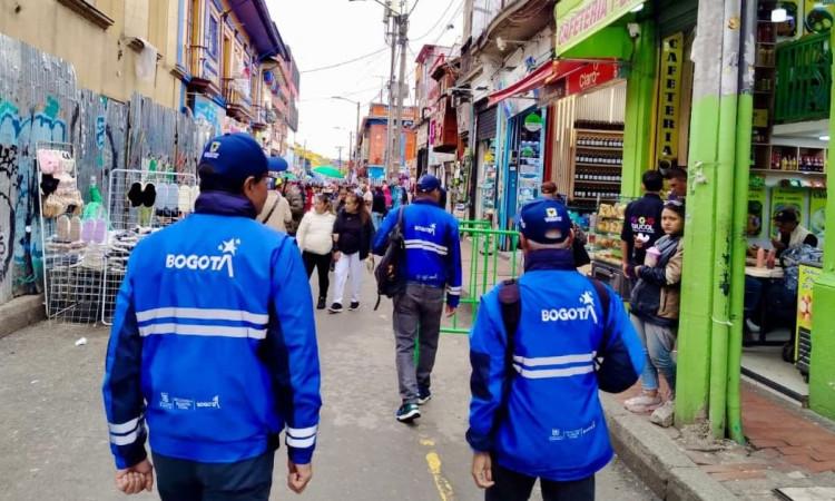 Foto de recorridos y operativos de uso adecuado y organización del espacio público en Bogotá.