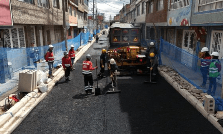 Imagen de una obra vial en Bogotá