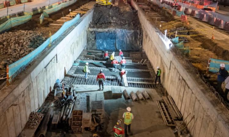 Foto obras del paso deprimido 100 con avenida Suba al norte de Bogotá.