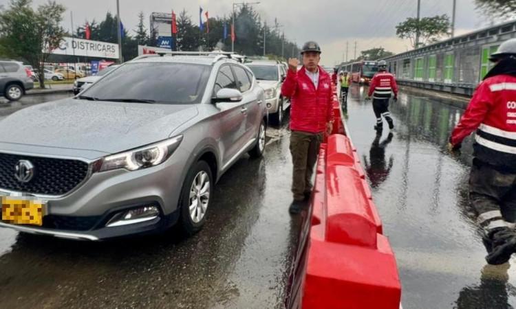 Foto de la habilitación de los carriles autopista Norte entre calles 183 y 191 tras obras de estaciones de TransMilenio.