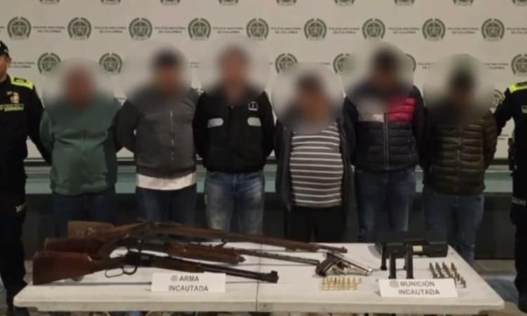 Capturados con armas y municiones incautadas