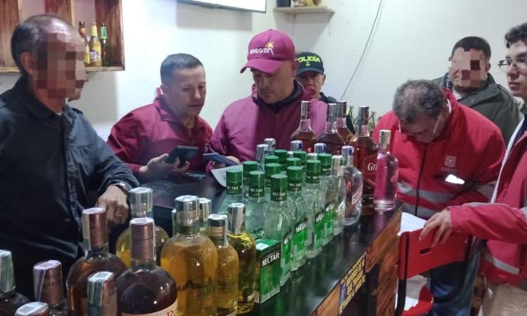 Entidades durante operatio en bares en Engativá.