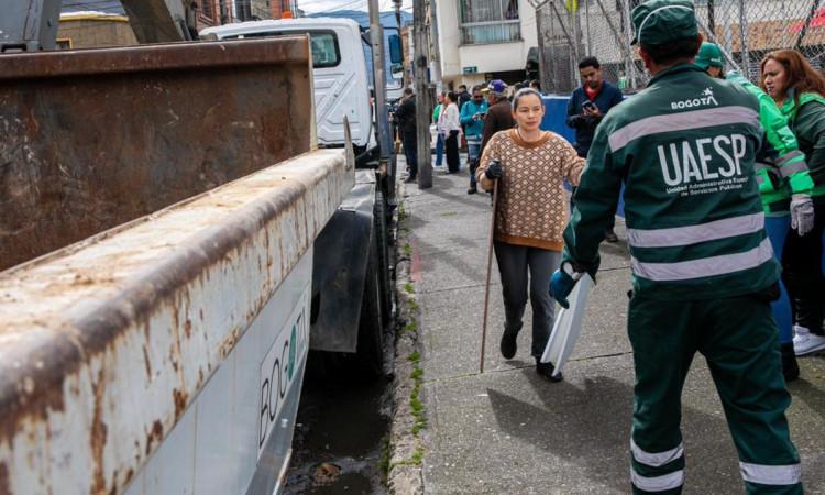 Foto que muestra un ecopunto ubicado en la ciudad