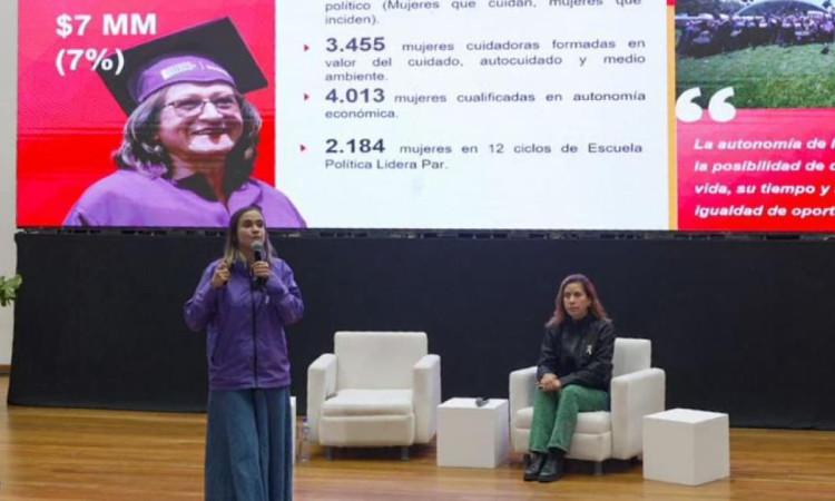 Secretaria Laura Tami durante su intervención en la audiencia pública de rendición de cuentas.
