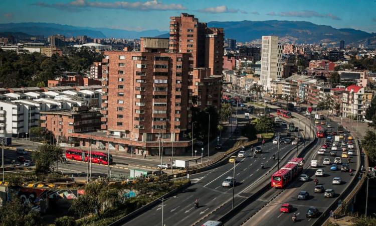 Foto de una vía de Bogotá