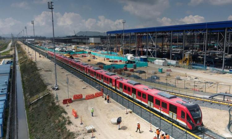 Foto de un tren del Metro 