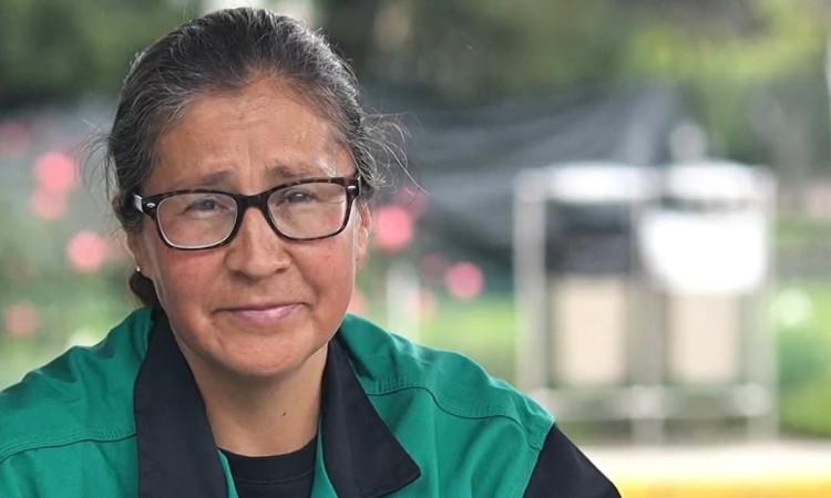 Luz Marina, integrante de la Asociación de Recicladores de Bogotá (ARB)