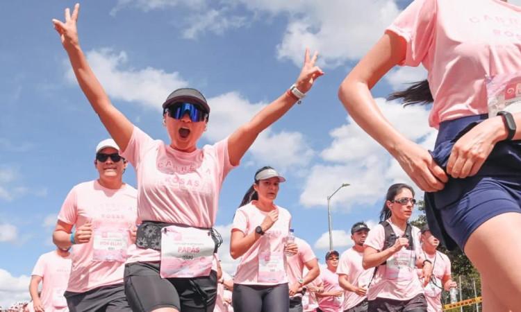 Foto de Ppersonas en Carrera de las Rosas