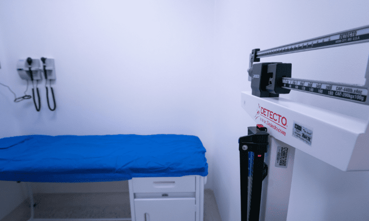 Foto de una camilla de un hospital de Bogotá 