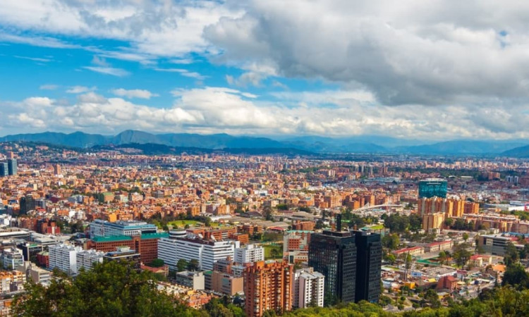 Foto panomárica de Bogotá desde al aire.