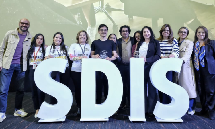 Imagen de los participantes de la hackaton