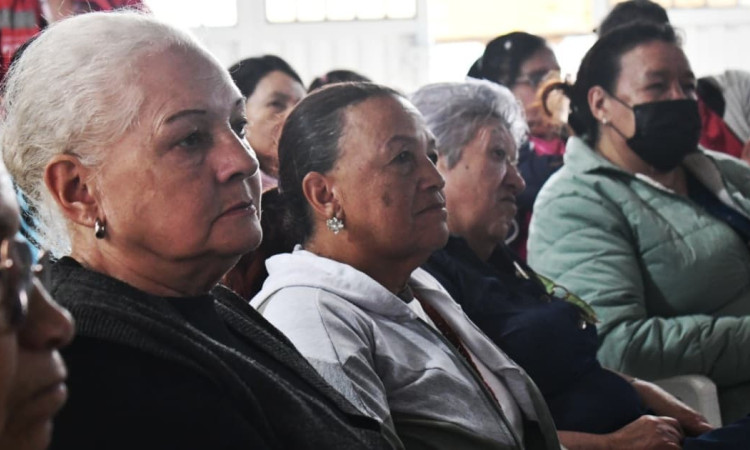Foto de personas que participaron en un evento del Metro