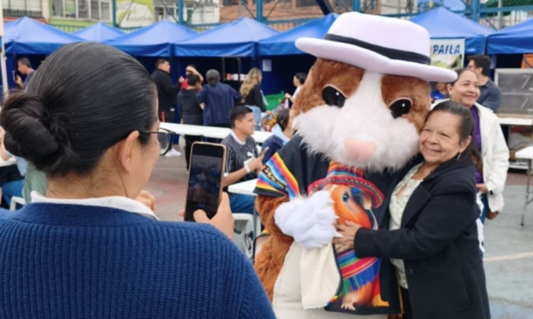 Foto del FestiCuy con cultura nariñense en Bogotá.