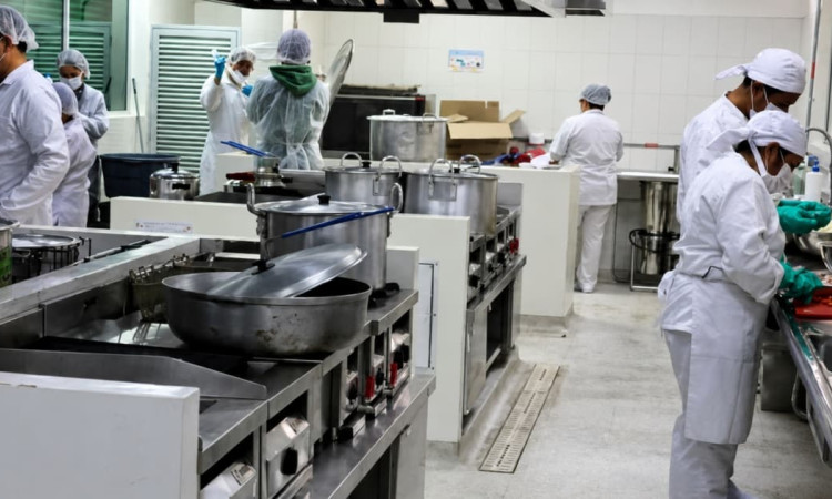 Foto de personas de una empresa de alimentos en Bogotá.