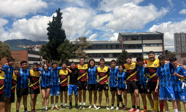 Foto de un equipo de rugby de Bogotá
