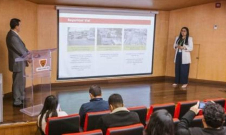 Foto de evento de la Sectetaría de Movilidad. 